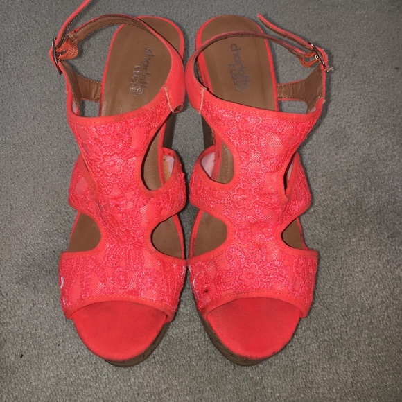 Neon wedges
