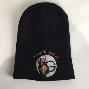 💯 Authentic MAC Rihanna SKI cap.