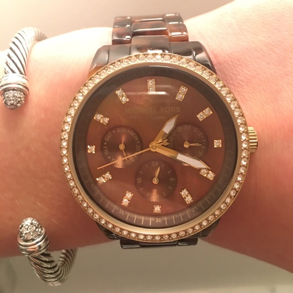 ⭐️Michael Kors Tortoise Shell Watch