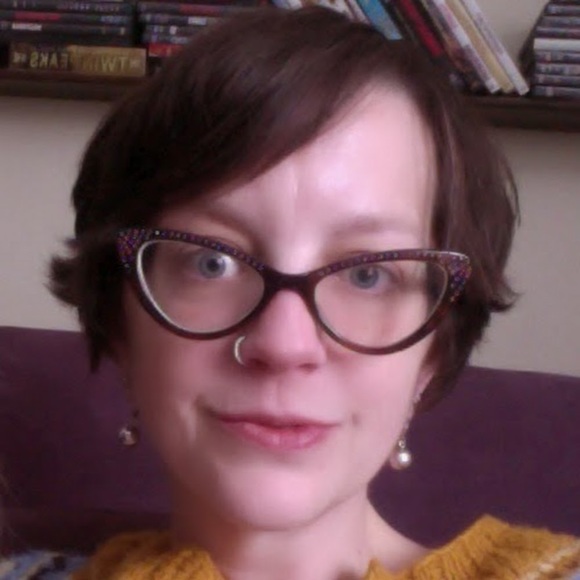 Meet your Posher, Sharon - Picture 1 of 1