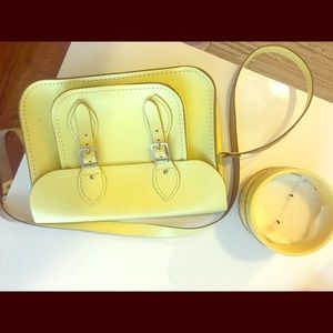 THE 11 INCH CAMBRIDGE CLASSIC SATCHEL