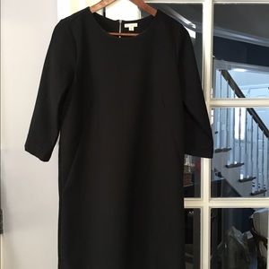 Gap black long sleeve sheath dress - size 6