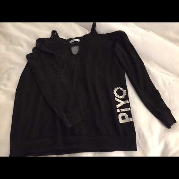 Beachbody Piyo Medium Sweatshirt