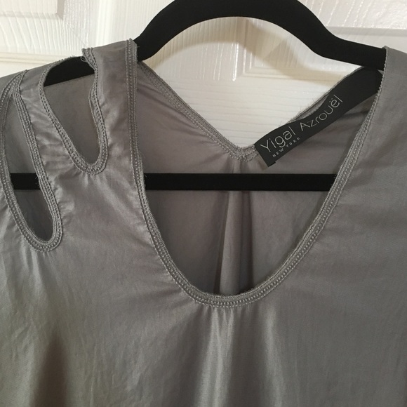 Designer Asymmetric metallic silver top by Yigal Azrouel_5 - Picture 2 of 6