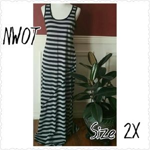 🏁WEEKEND SALE ONLY Sleeveless Maxi NO OFFERS