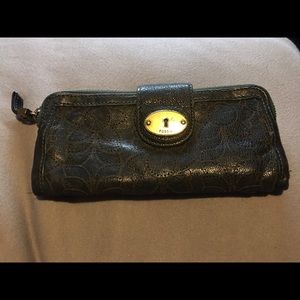 Fossil wallet