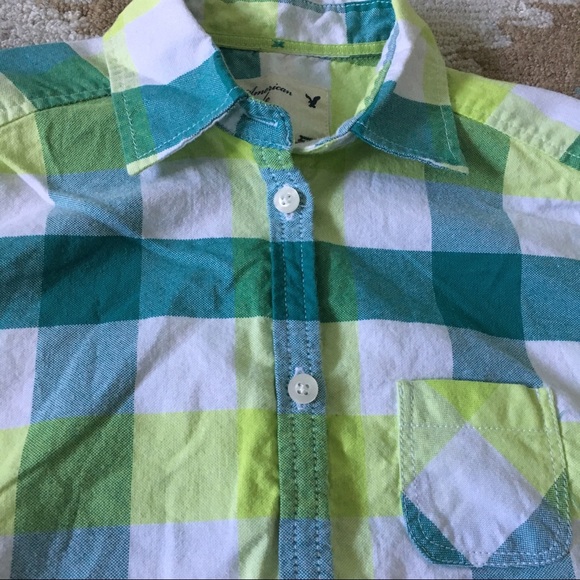 Green/blue plaid button down flannel - Picture 2 of 2