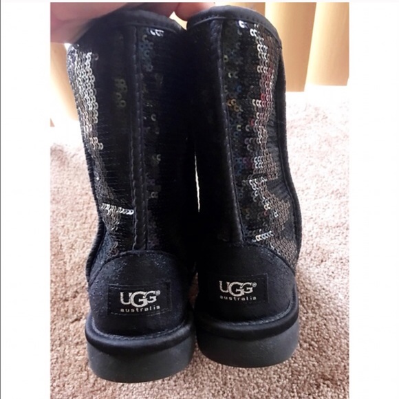 SOLD NWOT Black Sequin UGGS! - Picture 2 of 4