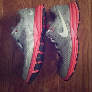 Nike Relentless2 running shoes