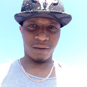 Meet your Posher, Donta