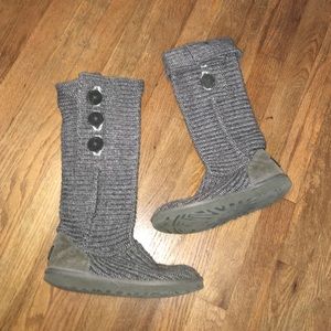 Gray crochet uggs.