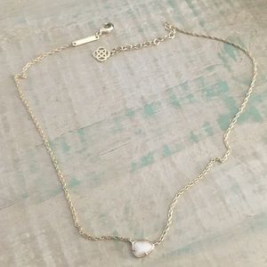 Kendra Scott necklace