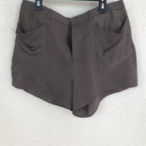 PRICE⬇️ HELMUT LANG, W size 8,  100% silk shorts