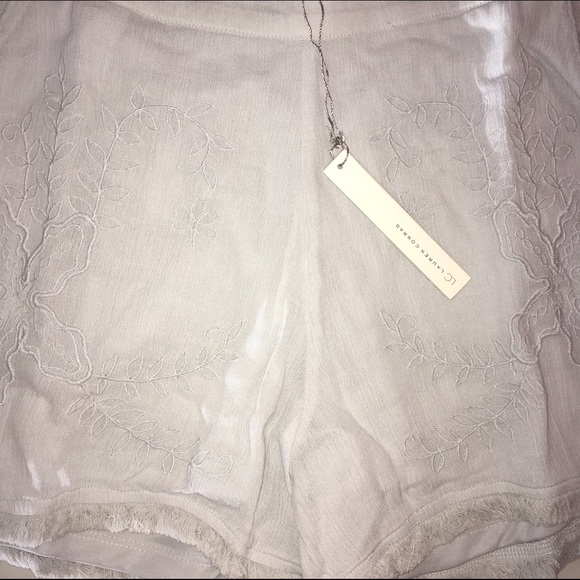 🌈3/$25 Lauren Conrad Embellished Shorts Pockets - Picture 2 of 3