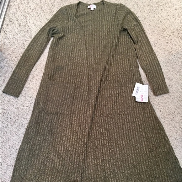 BNWT LuLaRoe (LLR) Small Sarah Duster