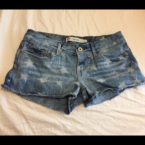 Shorts - Picture 3 of 3