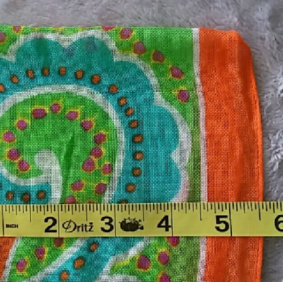 SOLD *HOST PICK* Lauren Ralph Lauren Scarf - Picture 4 of 4