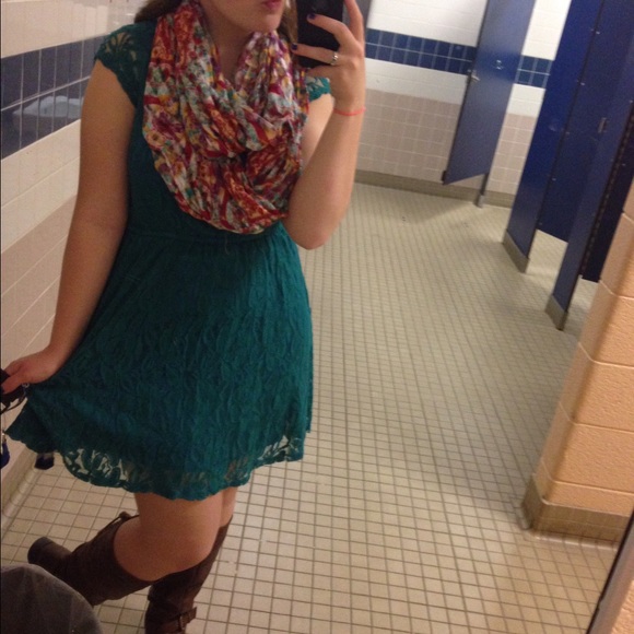 Causal lace dress