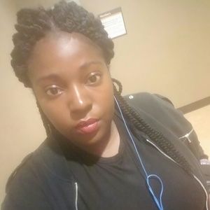 Meet your Posher, Shanica