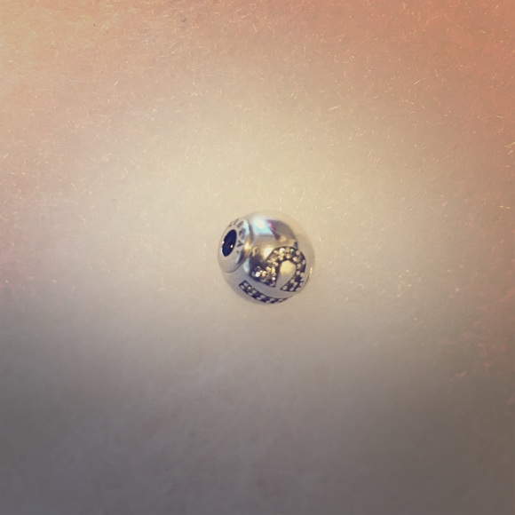 **BRAND NEW** STERLING SILVER PANDORA LIBRA CHARM