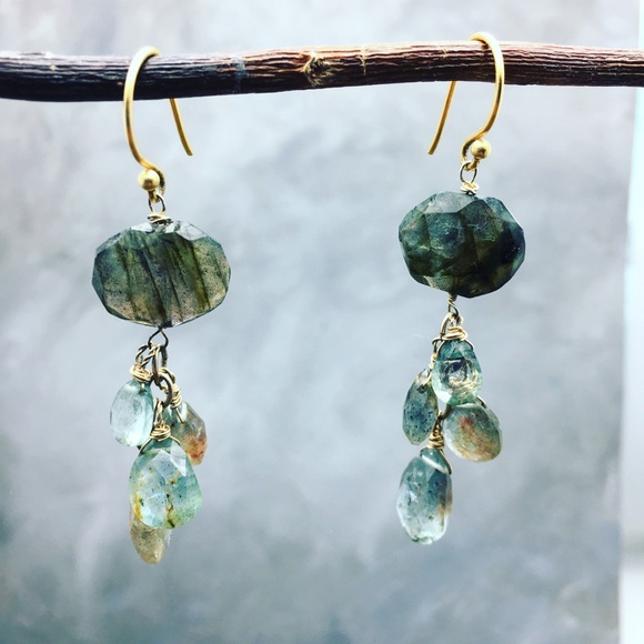 Sale Handmade labradorite Aquamarine earrings - Picture 4 of 4