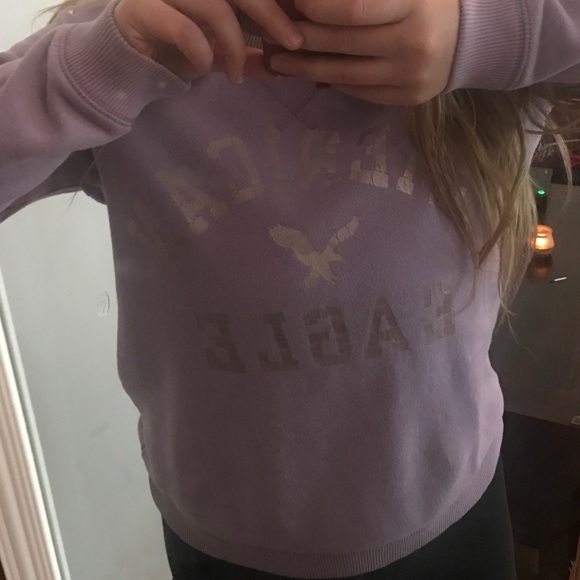 American eagle crew neck
