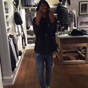 Meet your Posher, Darius