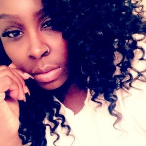 Meet your Posher, Nicole