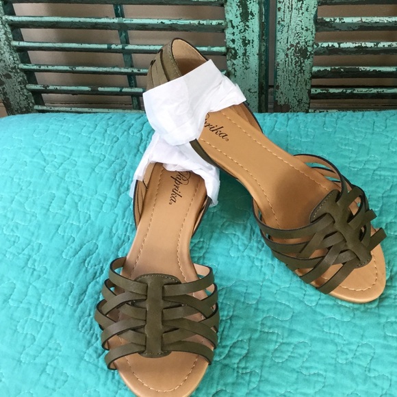 Olive Green Laguna Woven Sandle - Picture 4 of 6