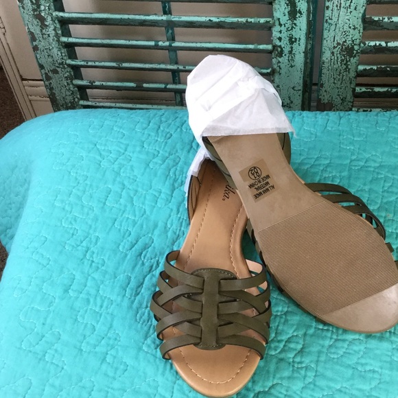 Olive Green Laguna Woven Sandle - Picture 3 of 6