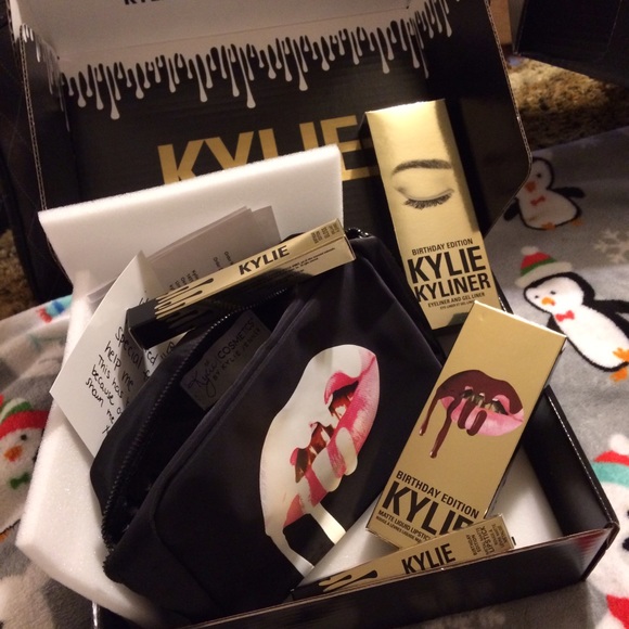 Kylie Cosmetics Other - KYLIE BIRTHDAY BOX, BAG, 2 GLOSSES & LEO & KYLINER