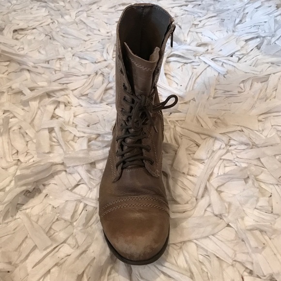 Steve Madden light brown lace up booties - Picture 2 of 2