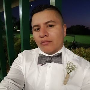 Meet your Posher, Carlos