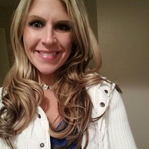 Meet your Posher, Lacey