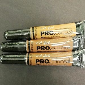 La girl pro concealer