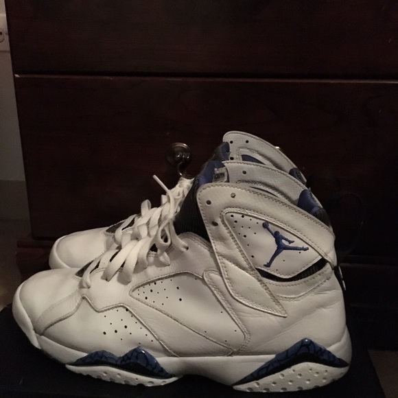 Air Jordan Retro 7