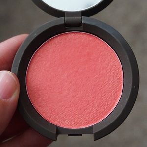 Becca Luminous Blush in Snapdragon
