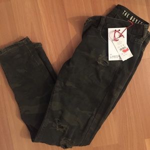 Camo boyfriend jeans brand new!!