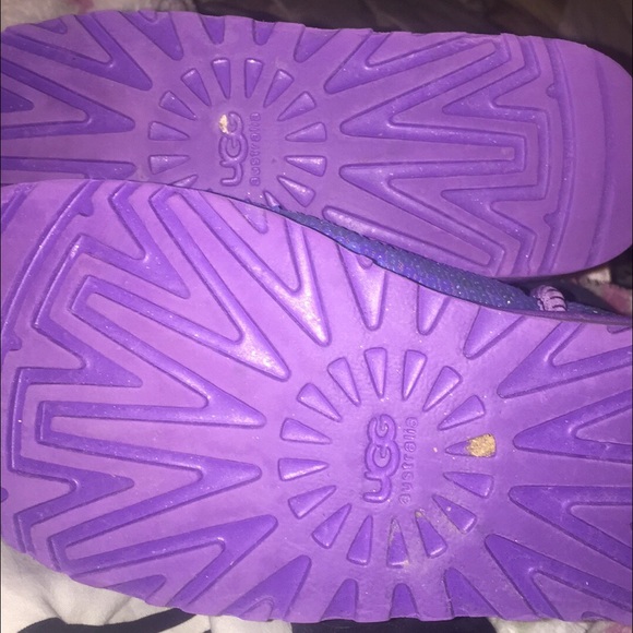 Uggs - Picture 3 of 3