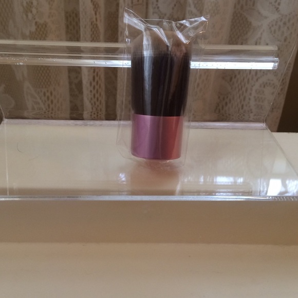 HOLIDAY SALE ❗️Two Tone Kabuki Brush & Pink Handle - Picture 2 of 2