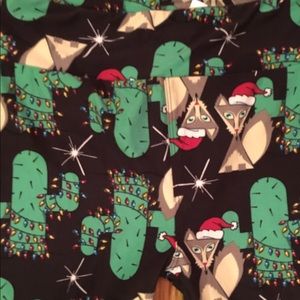 LulaRoe Holiday leggings OS Never worn!