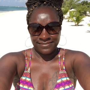 Meet your Posher, Cecilia