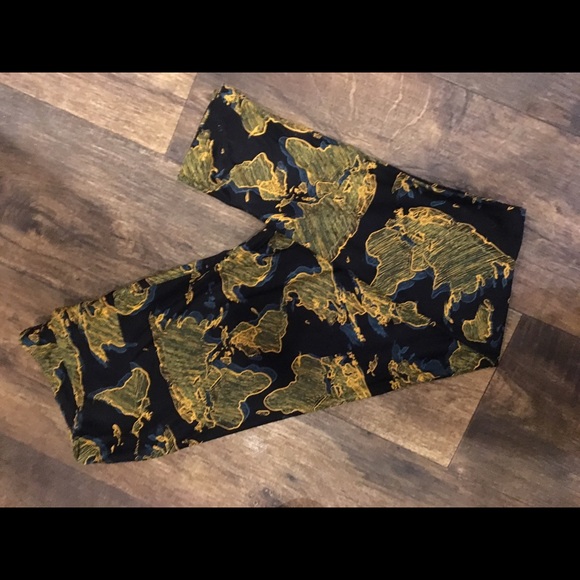 BNWT 🆕🆕🆕 CONTINENT MAP TC LULAROE