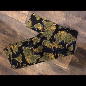 BNWT 🆕🆕🆕 CONTINENT MAP TC LULAROE