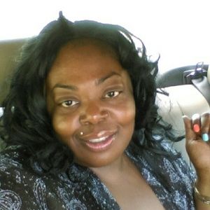 Meet your Posher, Juanita