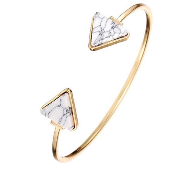 CLEARANCE 💋 White marble triangle cuff bracelet