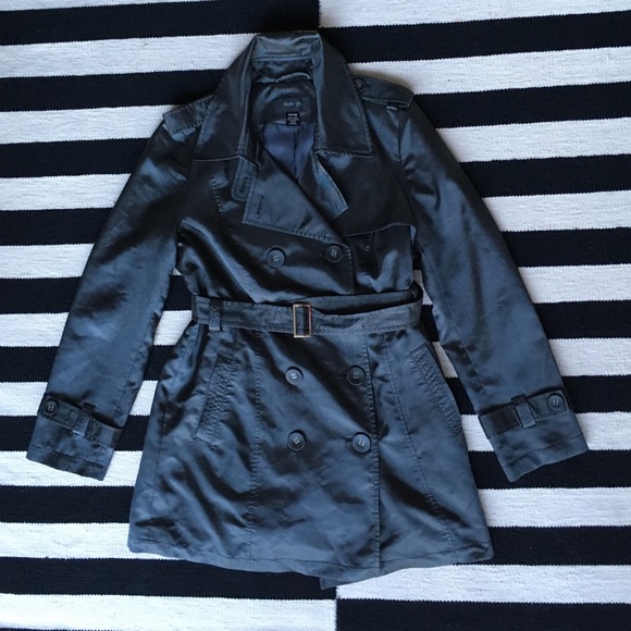 Iridescent grey trench