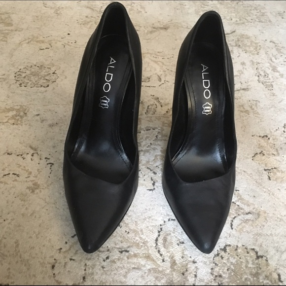 Aldo Leather Pumps size 37