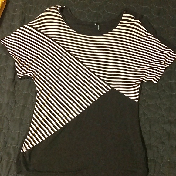 Comfy Maurice's shirt.