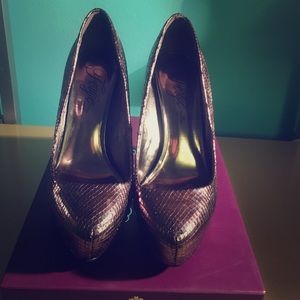 Fergie 'Bunny' pewter skin heels